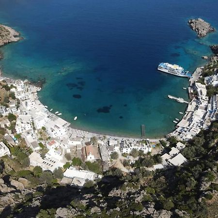 Loutro Holidays エクステリア 写真