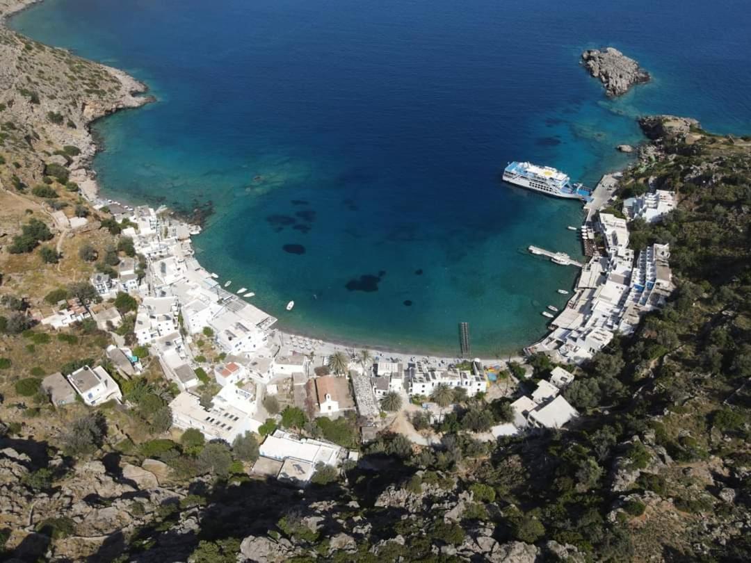 Loutro Holidays エクステリア 写真