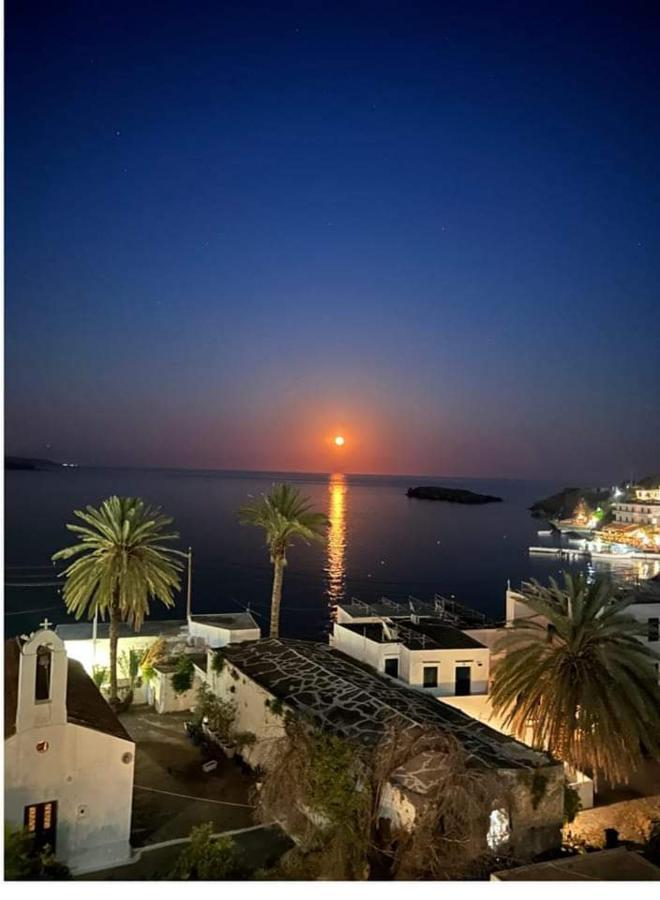 Loutro Holidays エクステリア 写真