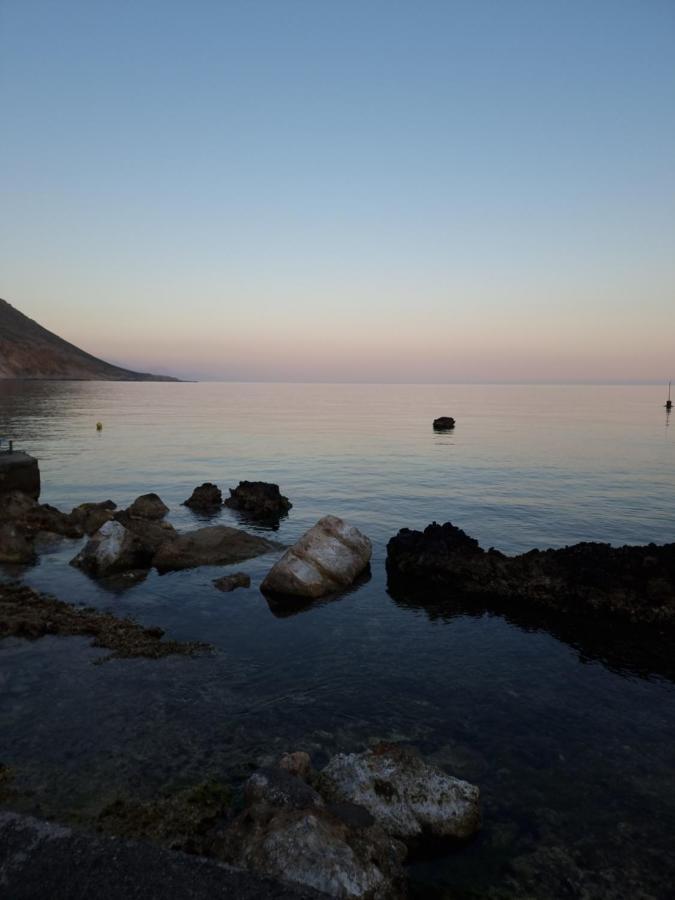 Loutro Holidays エクステリア 写真