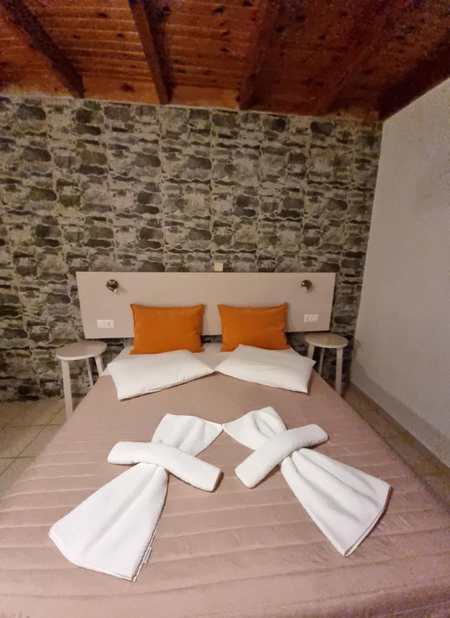 Loutro Holidays エクステリア 写真
