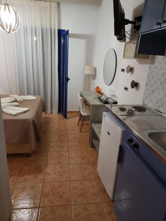 Loutro Holidays エクステリア 写真