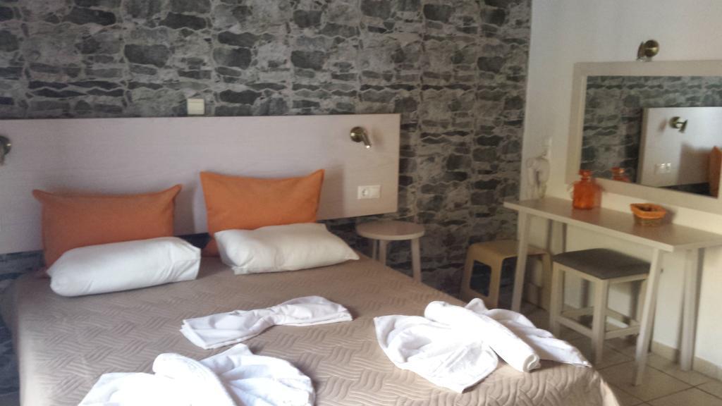 Loutro Holidays エクステリア 写真