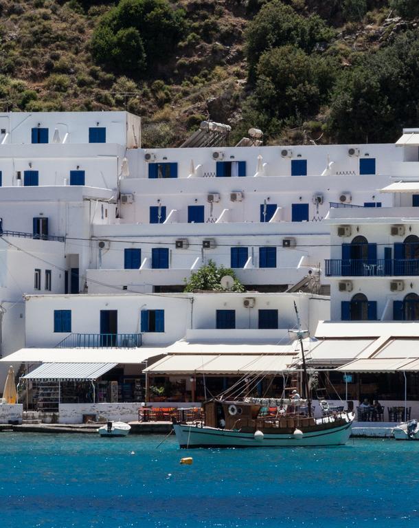Loutro Holidays エクステリア 写真