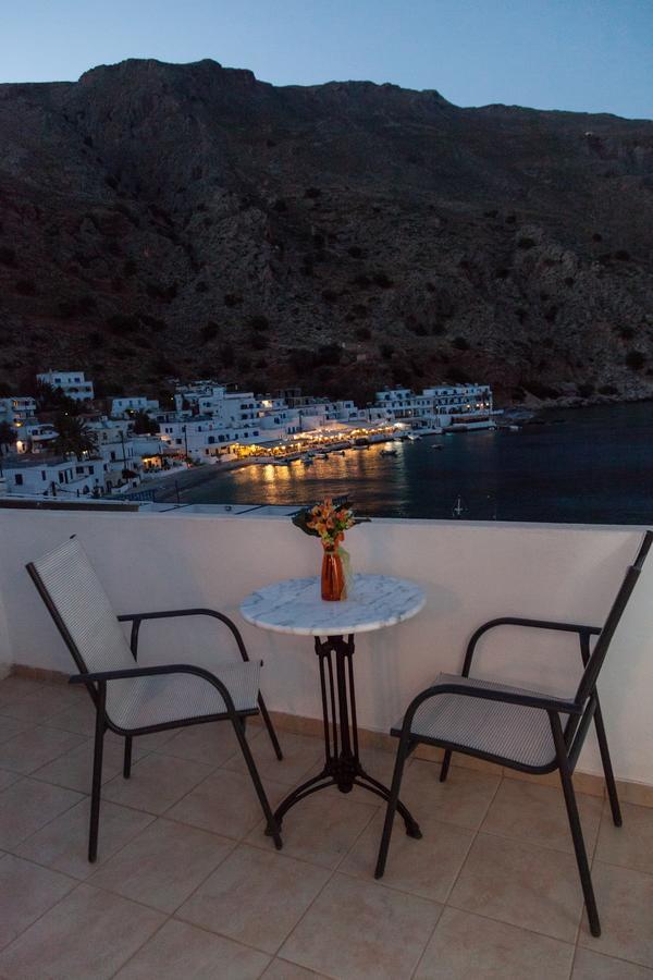 Loutro Holidays エクステリア 写真